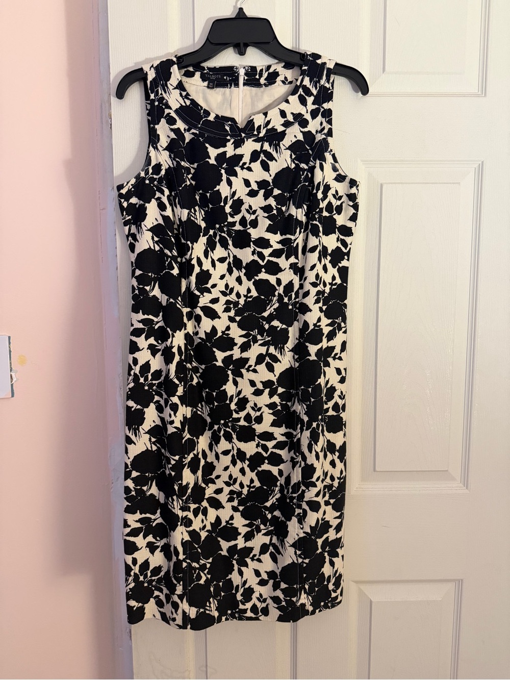 Talbots Classic Black & White Floral Sleeveless Dress